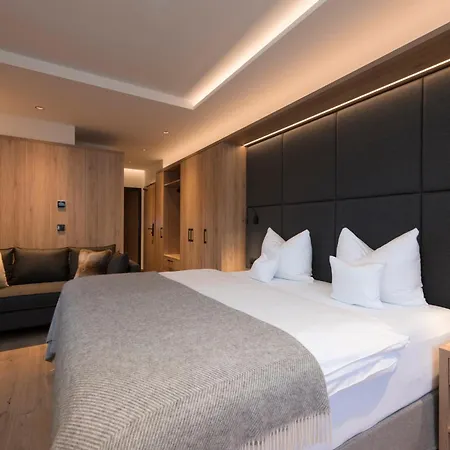 Aparthotel Sonnblick 4*